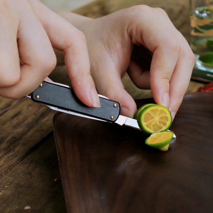 NexTool 5-in-1 Multifunctional Knife NE0141 (Black) Pocket Size Multitool
