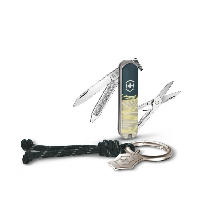 Victorinox Classic SD New York Style Multitool w Key Ring 0.6223.E223
